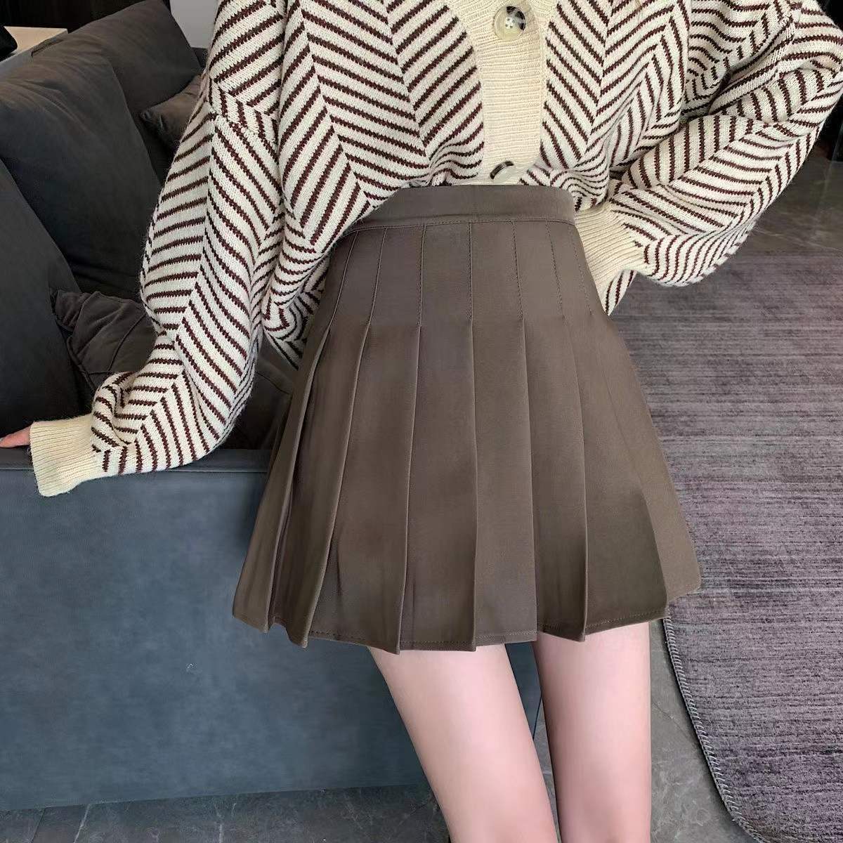 High waist pleated skirt short skirt for women autumn skirt college style Korean style solid color anti-exposure a skirt